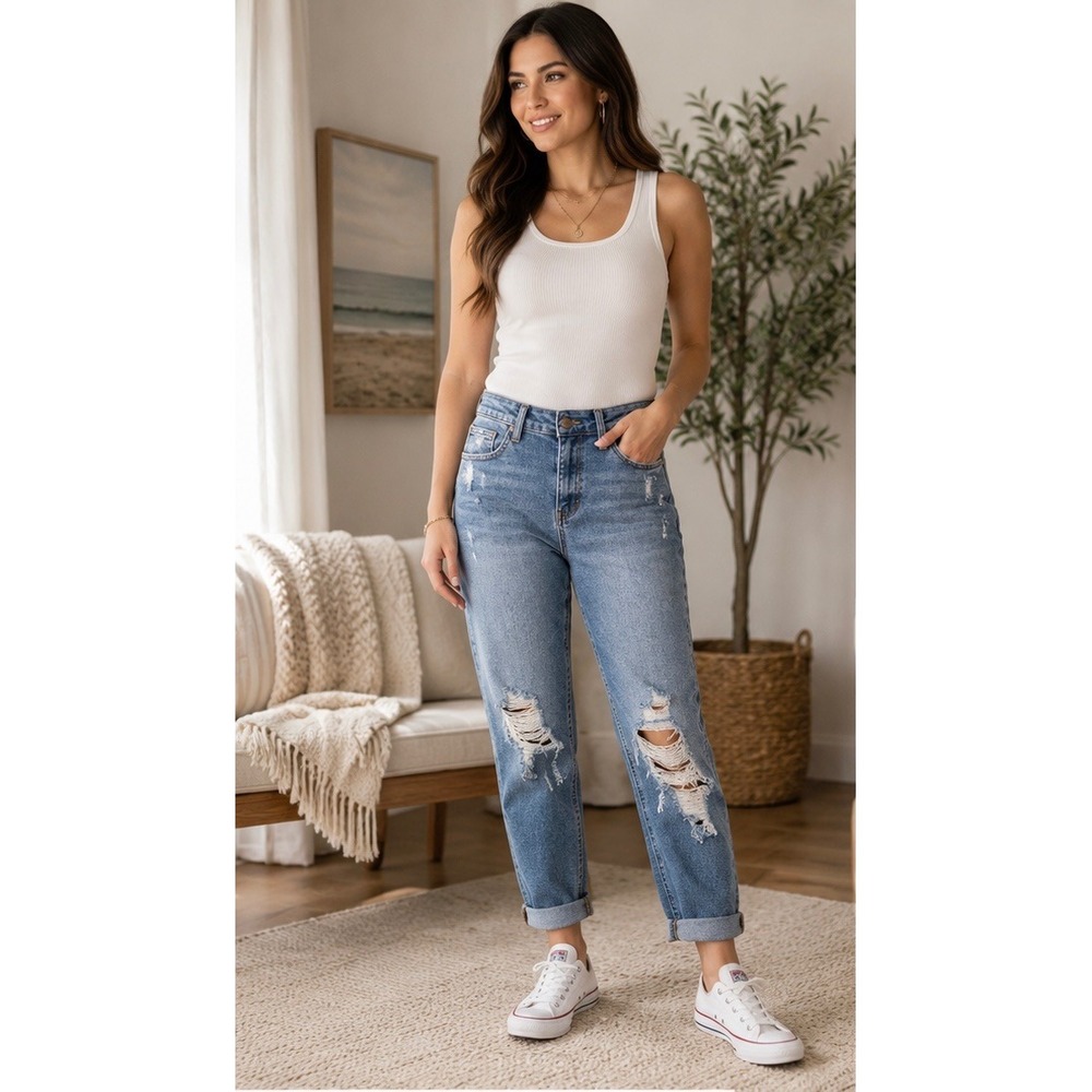 Judy Blue Distressed Boyfriend Fit Jeans Medium Wash High Rise 14W 82241